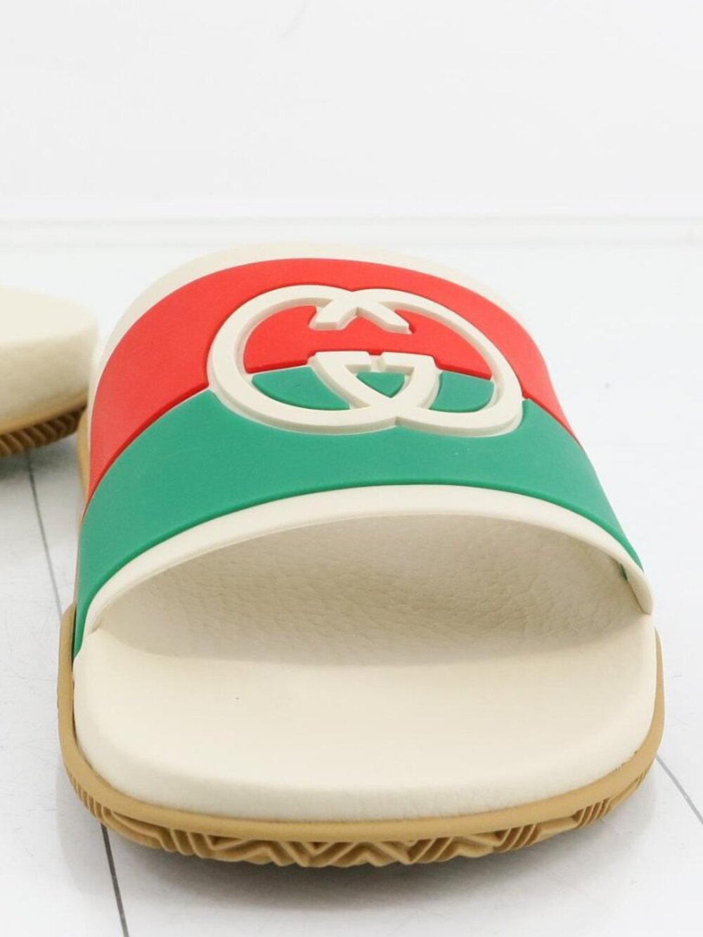 Gucci Red and Green Logo Slide Sandals